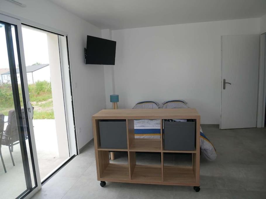 Studio Lumineux Avec Terrasse La Roche-sur-Yon Esterno foto