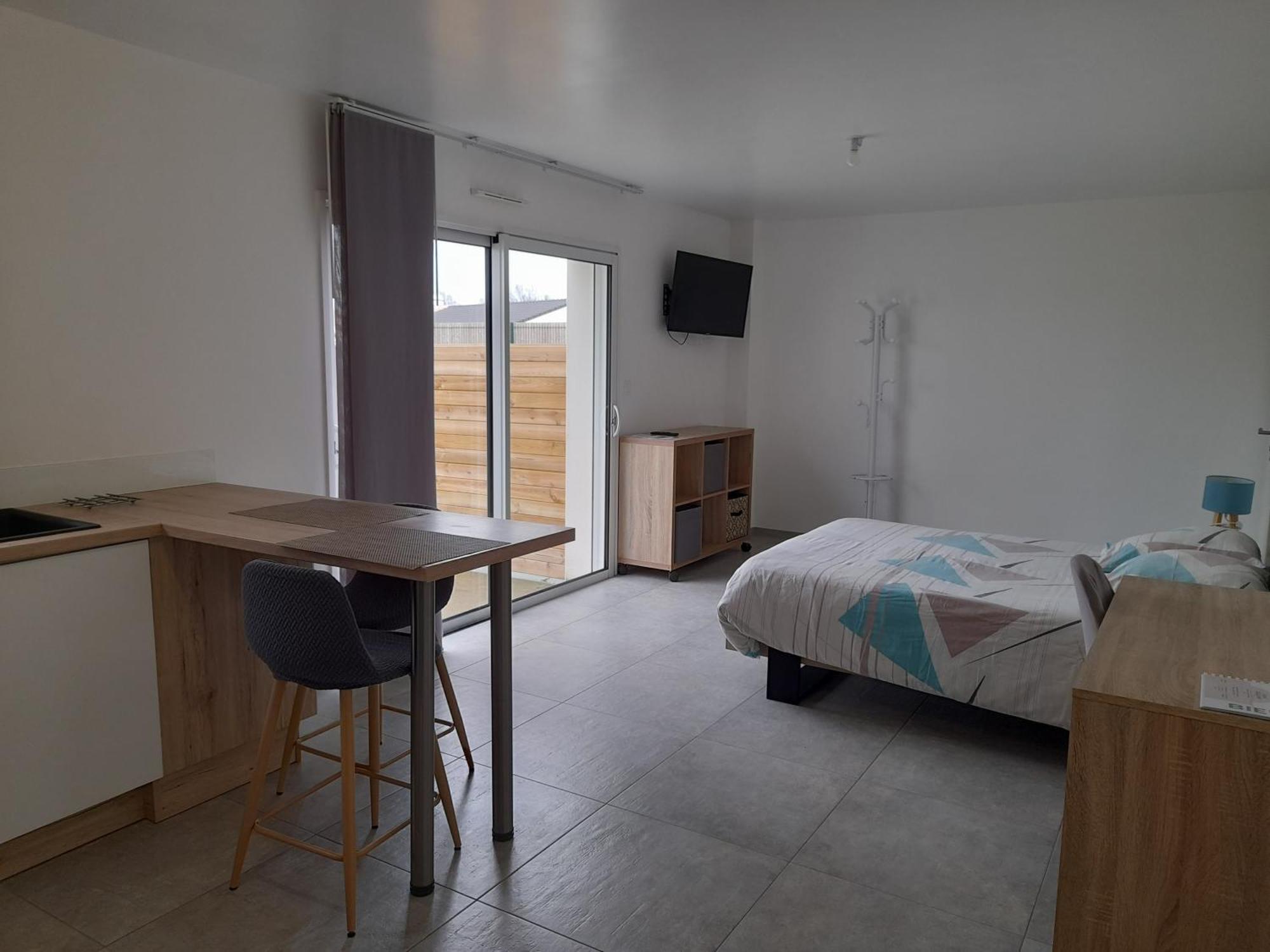 Studio Lumineux Avec Terrasse La Roche-sur-Yon Esterno foto